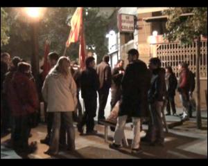 La concentració organitzada pel Moviment Popular de Sabadell pretenia evitar la celebració d·un acte feixista amb la presència del líder de Plataforma per Catalunya, Josep Anglada.