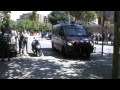 Brutal desnonament d·una família al barri del Clot (Barcelona) el 25 de juliol. Resistència de la família i dels indignats i indignades i fortíssima repressió policial. Això no s·acaba aquí!