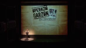 Aquesta és la gravació de l·acte que va tenir lloc el 9 de juny de 2012 al Teatre Principal d·Olot, organitzat per l·Assemeblea de l·Esquerra Independentista de la Garrotxa i Maulets.Aquest acte va acollir l·estrena del documental L·OPERACIÓ GARZÓN CONTRA L·INDEPENDENTISME CATALÀ, produït per Llibertat.cat, realitzat per Zeba Produccions i amb la col·laboració d·Alerta Solidàra i l·Associació Memòria contra la tortura. Al final de l·acte es va dur a terme un emotiu homenatge als encausats del 92.Les actuacions i parlaments que hi apareixen són:- MARTA RIUS I GUILLEM BALLAZ - ·Què volen aquesta gent?·- NARCÍS CASADEVALL - Assemblea de l·Esquerra Independentista de la Garrotxa- DOSICS- MARTÍ MAJORAL - Alerta solidària- DAVID CAÑO I ALBERT DONDARZA - Poeta i músic- ANTONI INFANTE - Encausat al 92- Homenatge a Sebastià Salellas, amb: ALBA TOMÀS I DANI LÓPEZ - ·El cant dels ocells· + RAMON PIQUÉ - Encausat al 92.- ROC CASAGRAN I CESK FREIXAS: Poeta i músic- SANDRA PAZOS: Llibertat.cat- DAVID BASSA: Periodista i autor del llibre ·L·Operació Garzón. Un balanç de Barcelona ·92·El vídeo ha estat enregistrat per Marc Vila.