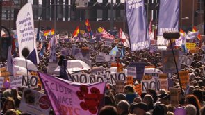 ·Yo decido. El tren de la libertad· és una pel·lícula documental que parteix de la decisió d·un grup de dones cineastes i dels mitjans audiovisuals espanyoles de rodar col·lectivament la manifestació· El Tren de la Llibertat ·que va tenir lloc a Madrid el dia 1 de febrer de 2014. Per iniciativa d·un petit grup feminista de Gijón, ·Les Comadres· i ·Les Dones per la igualtat de Barredos· milers de persones van partir aquest dia de diferents ciutats espanyoles i europees per a confluir a Madrid, on es van manifestar per la llibertat de les dones a decidir i contra la reforma de l·actual Llei de l·avortament. La pel·lícula documenta aquest moment històric i el procés per arribar-hi. Ha estat realitzada per un col·lectiu divers de persones, en la seva gran majoria dones cineastes i dels mitjans audiovisuals, juntament amb algunes associacions, productores i empreses del sector, totes elles agrupats sota el nom de ·Col·lectiu de Dones Cineastes contra la reforma de la Llei de l·Avortament·.