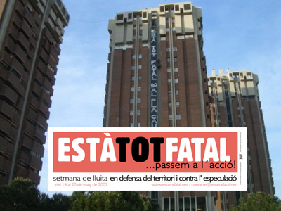 Tres persones es pengen d·una de les Tres Torres d·Esplugues per denunciar la falta de diàleg de l·alcaldessa sobre el megaprojecte urbanístic pla Caufec-Porta BCN. També convoquen al CercavilActiu pels carrers del poble del proper dissabte 19 de maig des del mercat de Can Vidalet a les 18h.DVactivismeEntreBastidors