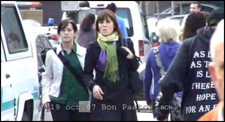 L·Ajuntament de Barcelona desallotja els últims veïns resistents de la primera fase de cases que han de ser derruïdes, del barri del Bon Pastor.
