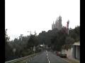 A la preciosa Serra de Collserola s·hi troba entre d·altres un alzinar centenari. Aquest va tenir la mala sort de que li construïssin a sobre un parc d·atraccions. El ·Tibidabo·, parc temàtic de la ciutat de Barcelona. Molts d·aquests exemplars encara perduren dins del parc i la intenció de voler construir una nova atracció vol acabar amb ells. Segons l·Alcalde de la ciutat, aquests arbres seran trasplantats, cosa impossible amb arbres centenaris... El dia que no quedin arbres, veuran que els diners no els hi donen ni oxigen, ni aliments.Video de DV Activisme