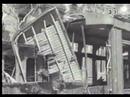 Documental sobre els bombardejos de ciutats catalanes, els quals es fan responsables a l·aviació alemanya e italiana. Es descriu el caràcter català pel seu amor a la feina i a la llibertat, mostra imatges principalment de Barcelona i Lleida bombardejades i refugiats en la ciutat i voltants, desenrunament i rescat de víctimes. També conté imatges de la visita d·Álvarez del Vayo a la zona assolada de Lleida.CATALUNYA MÀRTIR (LE MARTYRE DE LA CATALOGNE)Any de producció: 1938Producció: Laya Films (Barcelona)Compilador: J. MarsillachOperadors: Ramon Biadiu, Jaume Agulló, Sebastián Perera, Josep Maria Maristany, Manuel Berenguer, Joan CastanyerDurada: 25 min.