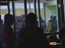 Recull imatges sobre com la UAB aplica la LOU a tota màquina i contra els estudiants. Juny 2008.El passat 20 de juny, set estudiants de l·Assemblea de Lletres van rebre la notificació d·opertura d·expedient disclinari juntament amb els expedients informatius oberts a sis estudiants i que, de cop i volta, han esdevingut disciplinaris. Seguint l·exemple del rector de la Universitat de La Laguna (Canàries), el Rector de la UAB, Lluís Ferrer de la mà del Secretari General, Rafael Grasa ha signat l·expedient disciplinari tot aplicant un Reglament de 1954 en els articles 5.a.1. y 5.a.5 que consideren faltes greus ·las manifestaciones contra la Religión y moral católicas o contra los principios e instituciones del Estado· i ·la falta de probidad y las [conductes] constitutivas de delito·, respectivament.Més informació:EL RECTOR DE LA UAB OBRE EXPEDIENTS SANCIONADORS CONTRA 13 ESTUDIANTS