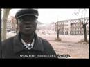 UNA TRAGICOMÈDIA NARRADA PELS SEUS PROTAGONISTES. ·SI NOS DEJAN· és un documental sobre immigrants, fet per immigrants, a Barcelona. Els diferents personatges ens submergeixen en les seves recerques des del moment de partida, i, com els seus objectius, s·armen i es desarmen, quedant l·essència del ser humà per trobar la veritat de cadascun. Les històries, compartides també per la realitzadora, en aquest llavors una ·sense papers· amb la càmera a sobre; formen un teixit de realitats molt diferents que es troben recorrent el mateix camí. Apta per a tot tipus de públic: sudaques, moros, iankies, negres, guiris, xarnegos... Per als quals a pesar d·això se segueixen sentint humans... I per a tot aquell que necessita posar un nom a la diferència.FITXA TÈCNICA: ADREÇA I PRODUCCIÓ: ANA TORRESGUIÓ: PAULINA ZÓBOLI I ANA TORRES CÀMERA, MUNTATGE, POST-PRODUCCIÓ: ANA TORRESPOST-PRODUCCIÓ SO I ANIMACIONS: MARCELO RODRÍGUEZ MUSICA: CALAMENTO (·Bagdad Flamenc·), MANU CHAO (·Rumba de Barcelona·), ARTURO I LA MAQUINA DEL SABOR (·Barcelona és·), LEÓN GIECO (·D·Igual a Igual·). Contacte: siensdeixen@hotmail.com FESTIVAL DOCUPOLIS, Octubre 2004 (Premi del Públic)FESTIVAL DE CINEMA DE PAMPLONA, Octubre 2004FESTIVAL DE CINEMA IBEROAMERICÀ D·HUELVA, Novembre 2004FESTIVAL DE CINEMA INDEPENDENT DE BARCELONA, Novembre 2004FESTIVAL INTERNACIONAL DE CINEMA DE MAR DEL PLATA, Argentina, Març 2005FESTIVAL INTERNACIONAL DOCUMENTA DE MADRID, Maig 2005MOSTRA DE FILMS DE DONES DE BARCELONA, Juny 2005IX FESTIVAL INTERNACIONAL DE FILMS DE FOIX, França Juliol 2005FESTIVAL INTERNACIONAL DerHumALC, Argentina, Setembre 2005MOSTRA DE DOCUMENTALS ·SOLIDOC·, Barcelona, Octubre 20005XXII FESTIVAL DE CINEMA DE BOGOTA, Octubre 2005FESTIVAL INTERNACIONAL DE CINEMA I DRETS HUMANS, Madrid i Barcelona Octubre 2005FESTIVAL INTERNACIONAL DE CINEMA DE L·HAVANA, Cuba 2005FESTIVAL INTERNACIONAL DE CINEMA ·L·ULL COIX·, Novembre 2005FILMS WITHOUT BORDERS, NewCastle, UK, Gener 2006IV TROBADA HISP. DE VÍDEO DOCUMENTAL INDEPENDENT, Mèxic, Març 2006IV MOSTRA DE DOCUMENTAL ETNOGRAFICO DE SOBRARBE, Huesca, Abril 2006MONTREAL HUMAN RIGHTS FILM FESTIVAL, Canadà, Març 2007VIEW POINTS FREE FILM FESTIVAL, Glasgow, UK, Març 2007