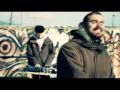 Videoclip de la cançó 'No Apte' d'At Versaris inclosa en el disc 'A cada passa' (Propaganda pel Fet! 2009)<br/>