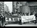 Poques hores després de la primera manifestació legal de la CNT, després de la dictadura franquista, que va reunir desenes de milers de militants anarquistes a Barcelona, un atemptat contra la popular sala de festes barcelonina, Scala, acaba amb la vida de dos treballadors.
<br/>
<br/>Pocs anys després, es va demostrar que l'atemptat va ser perpetrat per la pròpia policia espanyola i l'exèrcit, per desprestigiar a l'organització sindical anarquista CNT.
<br/>
<br/>El material utilitzat per perpetrar l'atemptat, fòsfor, només a l'abast de l'exèrcit, és una bona prova de l'autoria governamental de l'acte criminal.<br/>