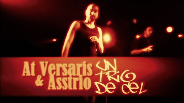 Clip de FaunaTV amb At Versaris & Asstrio en directe.