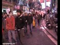Imatges de la manifestació que ha congregat prop de mil ciutadans que han clamat a Barcelona contra el feixisme i el racisme d·organitzacions com Plataforma per Catalunya, Moviment Social Republicà, entre d·altres.