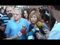 Roda de premsa a la plaça Catalunya el dimarts 17 maig 2011 a les 19:00. Aquesta va ser la primera roda de premsa ·oficial· de l·acampada a Barcelona, que va començar el dia anterior, arran de la manifestació del dia 15 de Maig organitzada per la plataforma DemocraciaRealJa. Després de la massiva manifestació, molts ciutadans van decidir pel seu compte acampar en diferents ciutats espanyoles, començant per Madrid en Sol, per protestar per la terrible manca de democràcia que existeix en l·actualitat.