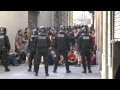 Imatges de la manifestació antifeixista que va tenir lloc a Barcelona el ahir (02/10/2011) en resposta a l·acte de PxC a Plaça Sant Jaume.