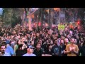 El 15 d·Octubre, 185.000 persones marxen a Barcelona, demanant un canvi de sistema global. Al final, la columna verda, la d·habitatge, ocupa un edifici buit des de fa 5 anys, per reallotjar famílies desnonades pels bancs.Música: Filastine