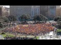 Flashmob per la independència de Catalunya, realitzat el 18 de març de 2012 a les 12h a la plaça Catalunya de Barcelona. Més de 8000 persones van omplir el centre de la plaça Catalunya amb barretines, senyeres i estelades en una acció flasmob que va durar menys de 5 minuts. L'objectiu d'aquesta iniciativa és donar a conèixer arreu del món la necessitat que té Catalunya de ser independent per tal d'assegurar el seu futur com a nació. Tots els pobles tenen el dret a ser lliures i el deure de ser-ho. Espanya ens roba la llibertat i és i ha estat la ruïna moral, política i econòmica dels catalans. Perquè Catalunya sigui un país més just, més digne, més avançat, més obert i més responsable ha de disposar del dret a decidir. A una Catalunya amb futur li cal la independència.<br/>