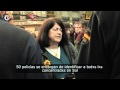 El govern continua amb l·Estat de Setge. Una massiva força policial tracta d·atemorir als que es concentren en Sol en solidaritat amb els detinguts per l·acció del metro.#12M15M#TomaElMetroActivistes preses llibertat!
