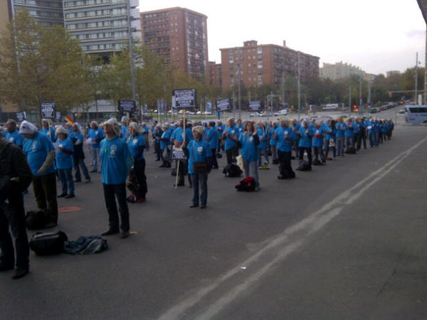 Flashmob de @HHTelefonica al crit de #MarcosReadmision (#Streaming)