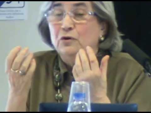 Intervenció de Miren Etxezarreta, catedràtica d'Economia Aplicada de la UAB, a la taula sobre 'L'Europa del Euro' a les Jornades [des]Banka, el dissabte 27 d'abril<br/>