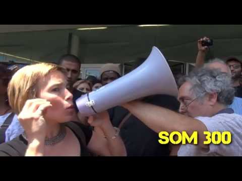 El 14 de Juny de 2013 s·ha celebrat el judici contra els habitants de la nau Puigcerdà en la que hi viuen mes de 400 persones amb families i nens. La propietària i l·ajuntament estan pressionant tot el que poden per fer fora a aquesta gent que no tenen cap altre lloc a on anar. Encara que molts organismes internacionals han dit que els habitants de la nau han de tenir accés a l·aigua, no tan sols se·ls ha negat l·aigua, si no que ara també els han tret la electricitat.
