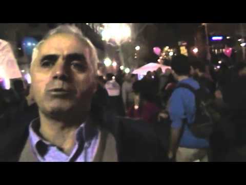 El Raval, 14 novembre 2013.- Manifestació contra la impunitat policial a Barcelona. Entrevistem al pare i germà d·en Yassir E Younnoussi, que va aparèixer mort a la comissaria dels mossos d·esquadra del Vendrell, el passat 31 de juliol. Malgrat la gravetat dels fets, aquest cas, fins ara, ha tingut escàs ressò mediàtic.