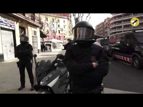 Ens prenen un espai però la lluita continua #Lacarboesdebcn 20:30h Plaça universitat