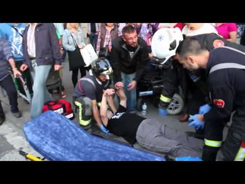 Imatges de ferits a causa la violència dels mossos ahir (27/05/2014) #CanViesNoEsToca #EfecteCanVies