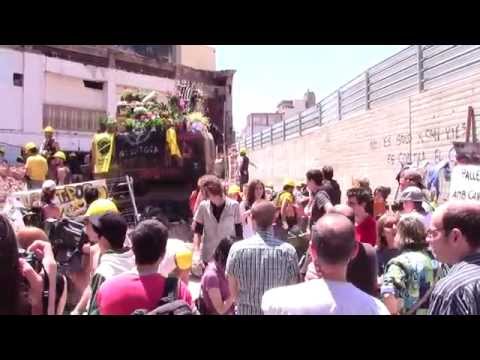 Imatges de l·inici de la reconstrucció del CSA Can Vies