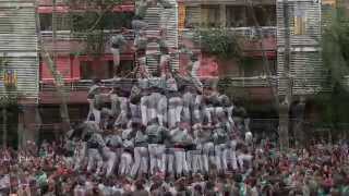 23a diada dels Castellers de Sants a la plaça Bonet i Moixí (Barcelona) amb Castellers de Vilafranca i Minyons de Terrassa.