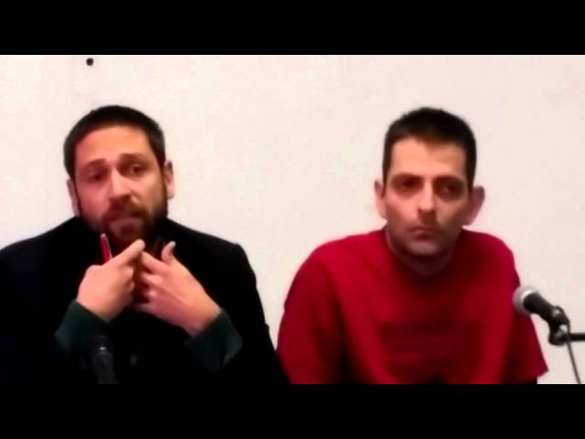 Declaracions de l·advocat Eduardo Caliz a la roda de premsa per informar dels casos: ·Quatre Roses· i Iker ·AcusatxInformar·.