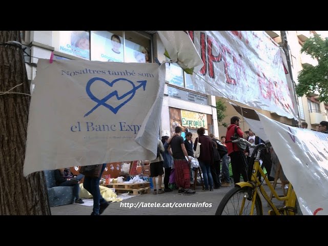 Vila de Gràcia, 30/05/2016.- Especial Contrainfos resumint tota una setmana de mobilitzacions per la defensa del Banc Expropiat1. Què és el Banc Expropiat?2. Campanya de defensa del 20143. Estan desallotjant el Banc!4. Aldarulls a la 1a nit del desallotjament5. Ocupació policial a Gràcia a la 3a nit6. Diumenge: El Banc es defensa7. Càrregues policials del diumenge8. Comunicat des de la presó Solidaritat Rebel9. Jordi Arasa: veritats a la cara 