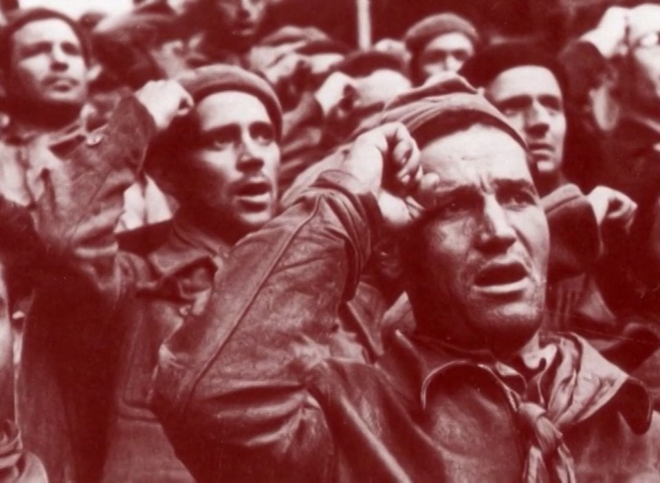 [2006] A 70 anys de l'inici de la Guerra Civil a Espanya vam editar aquest important treball documental. Amb el temps va quedar el record de dos bàndols militars enfrontats, però hi havia una revolució social en marxa que va ser traïda per les seves direccions reformistes. Aquest documental té l'objectiu d'oferir una visió marxista dels esdeveniments i explica aquesta història a través d'arxius, testimonis, animacions i altres recursos audiovisuals. 
<br/>
<br/>El nou documental, realitzat per contraimagen, en col·laboració amb l'Institut del Pensament Socialista Karl Marx i el PTS, Partido de Trabajadores Socialistas, té l'objectiu d'oferir una visió marxista revolucionària, trotskista, d'aquells esdeveniments que van ser una de les grans epopeies de la classe obrera mundial. És també un homenatge als homes i dones que, contra tot i contra tots, van voler prendre el cel per assalt a la Península Ibèrica en la dècada del 30.<br/>