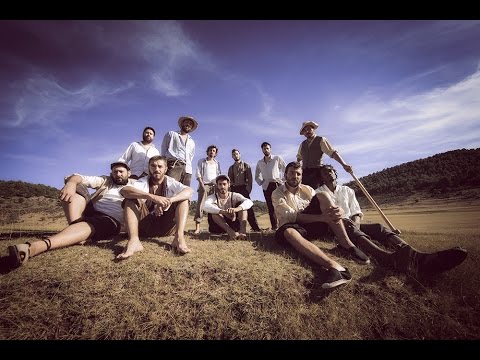 Videoclip oficial del tema 'Elegiré' de La Raíz, que forma part del disc 'Así en el Cielo como en la Selva'. 
<br/>
<br/>Subscriu-te al nostre canal: <a href='http://bit.ly/1KrLZ8Z' target='_blank'>http://bit.ly/1KrLZ8Z</a> 
<br/>Dirigit per Juan Zanza. 
<br/>iTunes: <a href='http://apple.co/2mP7fzf' target='_blank'>http://apple.co/2mP7fzf</a> 
<br/>Spotify: <a href='http://sptfy.com/Y57' target='_blank'>http://sptfy.com/Y57</a> 
<br/>Google Play: <a href='http://goo.gl/f6onmu' target='_blank'>http://goo.gl/f6onmu</a> 
<br/>Segueix-nos a: <a href='http://www.laraiz.es' target='_blank'>http://www.laraiz.es</a> <a href='http://www.facebook.com/laraizband' target='_blank'>http://www.facebook.com/laraizband</a> 
<br/><a href='http://www.twitter.com/laraizband' target='_blank'>http://www.twitter.com/laraizband</a> 
<br/><a href='http://www.instagram.com/bandalaraiz' target='_blank'>http://www.instagram.com/bandalaraiz</a><br/>