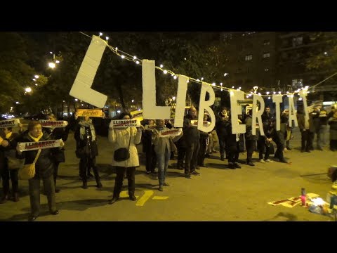 Acció a l·Esquerra de l·Eixample per els presos polítics, que es ve realitzant diariament des de l·octubre.