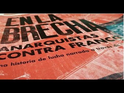 Al peu del canó: anarquistes contra Franco<br>En la brecha: anarquistas contra Franco<br>Sur la Brèche: Des anarchistes contre Franco<br>De Mateos Gonzalo<br>2018 - 70 minuts<br>Castellà amb subtítols en francès<br>En la brecha: Anarquistas contra Franco (2019). Al voltant de la vida d?Octavio Alberola coneixerem l?experiència d?exili i lluita d?una generació de militants llibertàries que prendrien el relleu al maquis antifeixista. Múltiples veus componen aquest relat de la història silenciada.<br>?En la brecha? és un documental biogràfic sobre la vida del militant anarquista Octavio Alberola Surinach, que va néixer el 4 de març de 1928 a Alaior (Menorca, Illes Balears). Fill  dels mestres racionalistes i militants llibertaris José Alberola Navarro, mestre aragonès que va ser conseller d?Instrucció del Consell d?Aragó durant el procés revolucionari de 1936-1937, i Carmen Surinach, mestra d?Olot (La Garrotxa). <br><br>En 1939 es va exiliar a Mèxic amb la seva família on va estudiar enginyeria civil a Mèxic DF i va militar de manera destacada en les Joventuts Llibertàries i va participar del «Movimiento Espanol 59» (EM / 59), preparant accions de guerrilla i es va relacionar amb Joan García Oliver. El 1962 es va instal·lar clandestinament a l?Estat francès i va formar part de Defensa Interior amb García Oliver, Cipriano Mera i altres militants destacats, entre 1962 i 1965. <br><br>A partir de 1965 el seu nom apareix lligat a nombroses activitats dirigides a copejar el règim franquista participat de grups com a «Primero de Mayo», responsable d?accions contra el feixisme espanyol. <br><br>Després de la fi del franquisme Octavio seguirà militant en el moviment anarquista participant activament a Perpinyà, lloc on resideix, i segueix difonent i l·ideal anarquista en xerrades, debats i llibres. <br><br>El documental està dirigit a totes aquelles persones que estiguin interessades en la història recent de l?Estat espanyol i més concretament en l?etapa de la Guerra Civil i el franquisme. <br><br>D?altra banda també és interessant per a tot/s aquells que intenten aprofundir en l?anàlisi social i no es conformen o dubten de la denominada ?història oficial?. <br><br>?En la Brecha? està pensat per les que pensen que un altre món és possible i segueixen creient en la transformació social. <br><br>+ info: https://www.verkami.com/projects/17721-en-la-brecha-anarquistas-contra-franco<br><br>